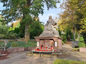 Der katholische Friedhof Menden