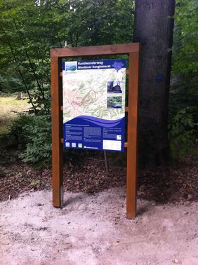 Wandertafel am Z-Weg