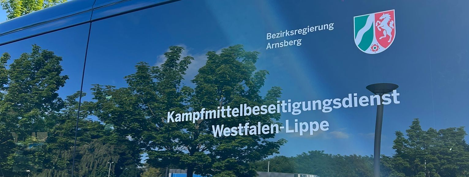 Fahrzeug des Kampfmittelbeseitigungsdienstes