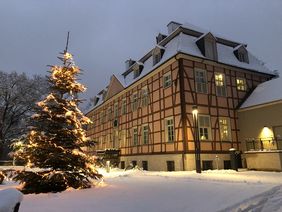 Gut Rödinghausen zur Weihnachtszeit.