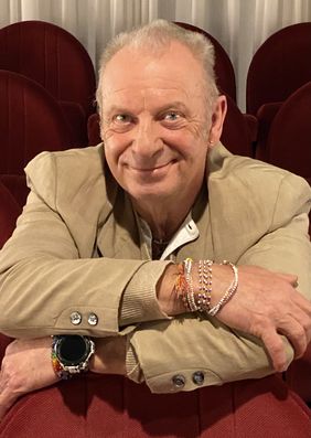 Bernd E. Jäger van Boxen übernimmt die Rolle des Emanuel Striese von Kalle Pohl.