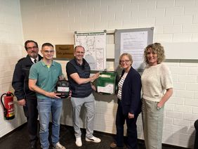 Neuer Defibrillator auf der Wilhelmshöhe