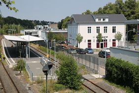 Der neue Bahnhof