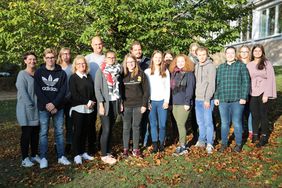 Die Schülersprecher der weiterführenden Schulen in Menden mit den SV-Lehrern und Organisatoren von "Augen auf!"