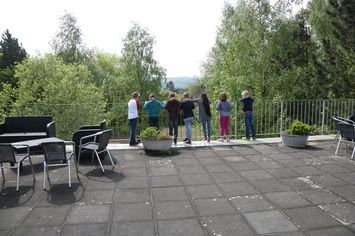 Terrassenbereich der Jugendbildungsstätte Kluse