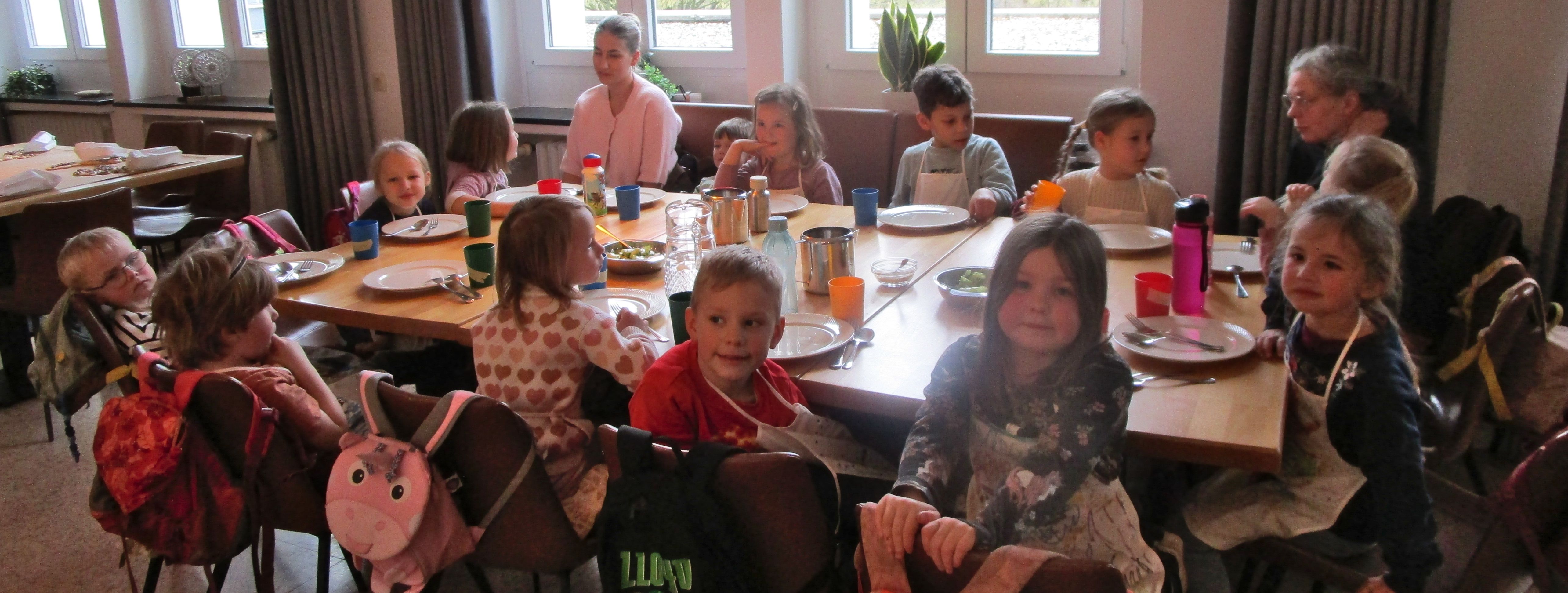 Vorschulkinder der Kita Zeisigstraße besuchen die Kluse 