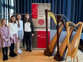Erfolgreich beim Wettbewerb Jugend musiziert: v.l.n.r.: Johanna Nagel, Greta Höppe, Michelle Schneider, Zoe Orlich