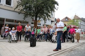 Erklärungen beim Baustellenspaziergang am 15.08.2018