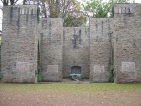 Das Mahnmal an Battenfelds Wiese, Iserlohner Landstraße