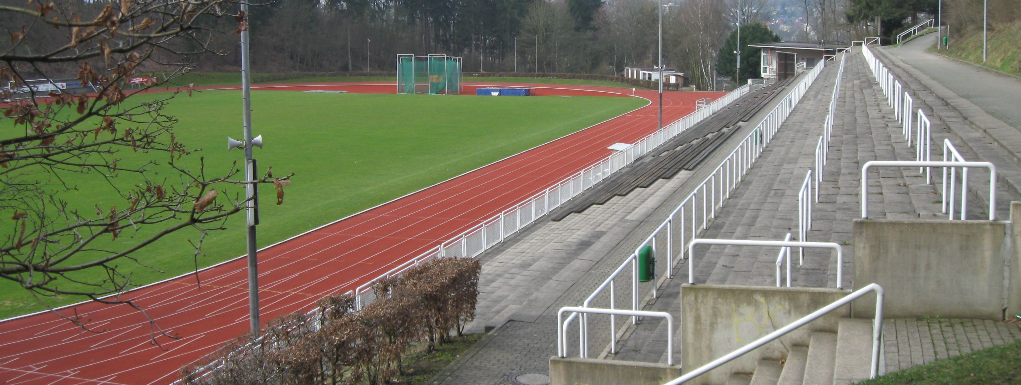 Huckenohl-Stadion Tribüne 