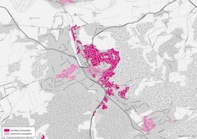 die Landkarte des Stadtgebietes von Menden ist überall dort in kräftigem Magenta markiert, wo ab Herbst 2017 schnelles Internet der Telekom verfügbar sein wird